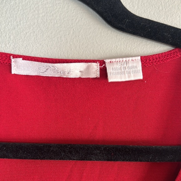 Poet Sleeveless Top ♥️ - Picture 3 of 5